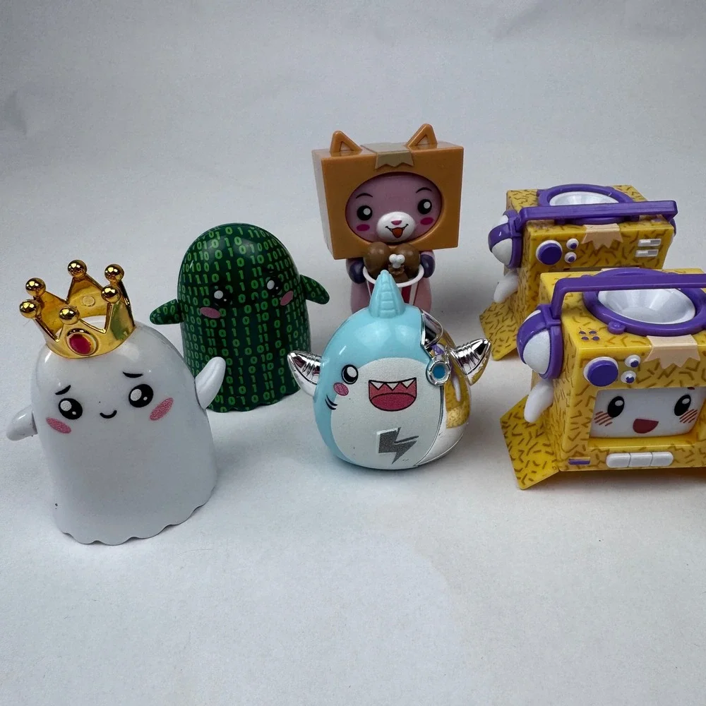 LankyBox Fiugures Lot of 9 Figures Various Series
